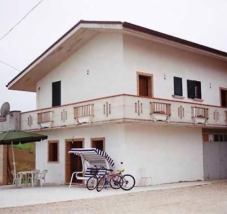 Agriturismo Il Vecchio Carro Campli Εξωτερικό φωτογραφία
