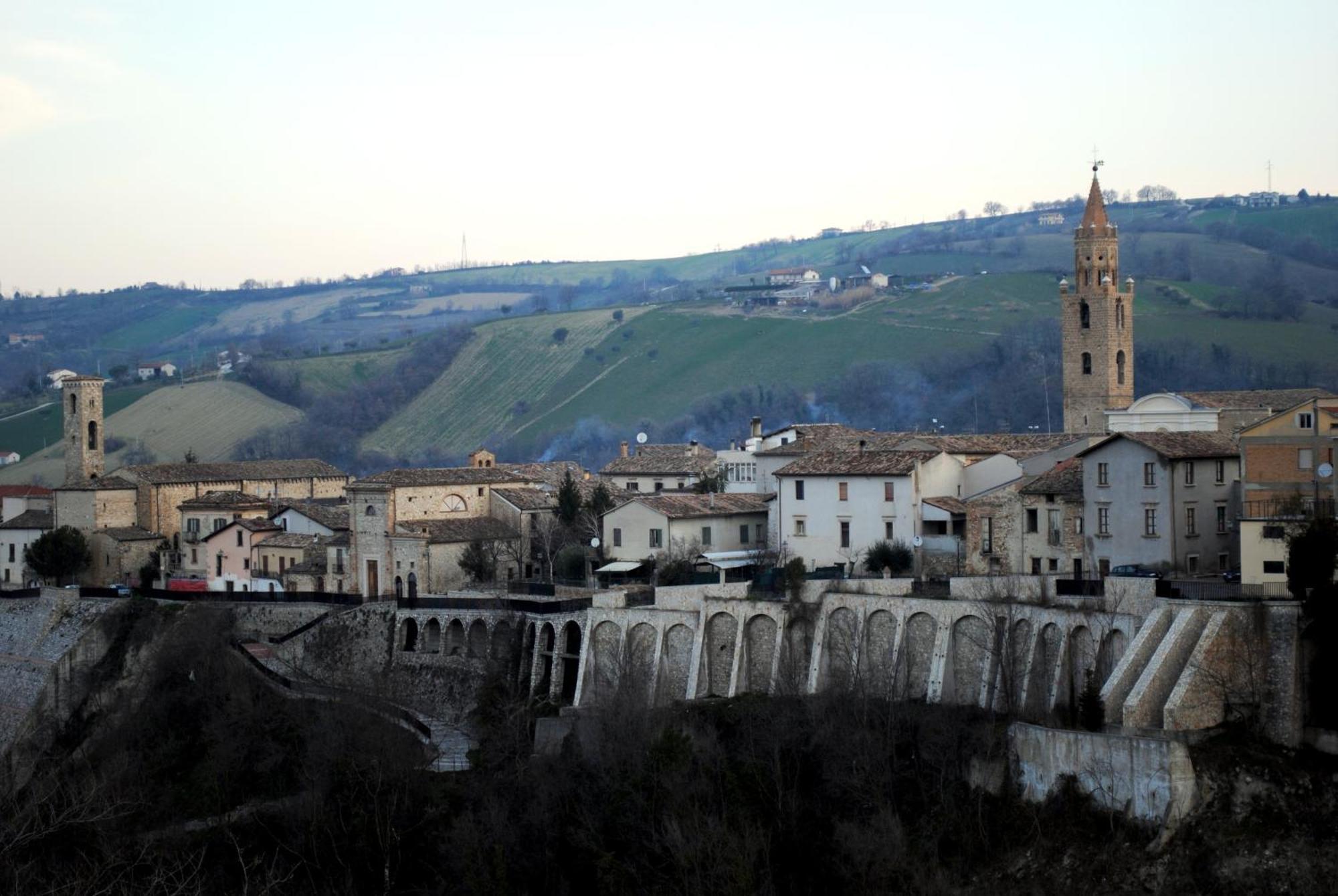 Agriturismo Il Vecchio Carro Campli Εξωτερικό φωτογραφία